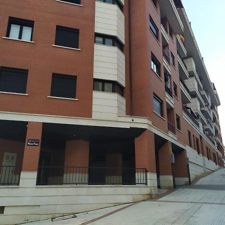 カストロ・ウルディアレスPrecioso Apartamento Con Terraza, Pistas De Padel Y Piscinasアパートメント エクステリア 写真
