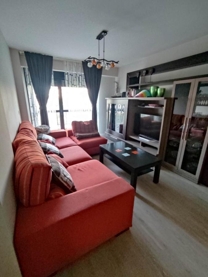カストロ・ウルディアレスPrecioso Apartamento Con Terraza, Pistas De Padel Y Piscinasアパートメント エクステリア 写真